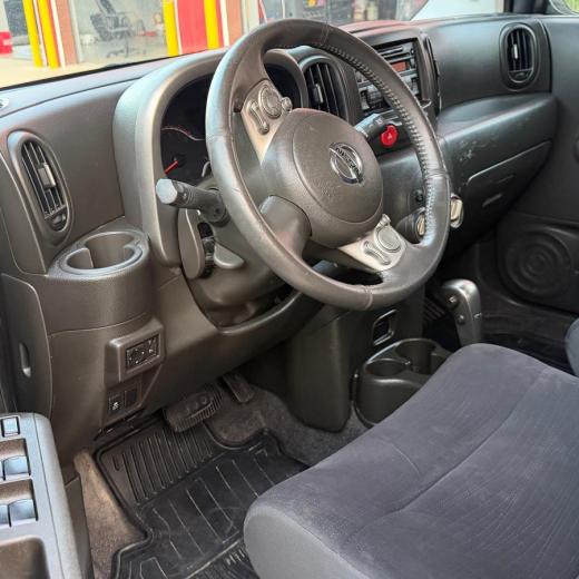 2011 NISSAN CUBE
